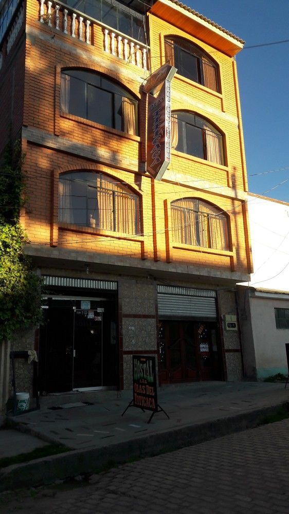 Olas Del Titicaca Backpackers Hostel Copacabana  Exterior photo